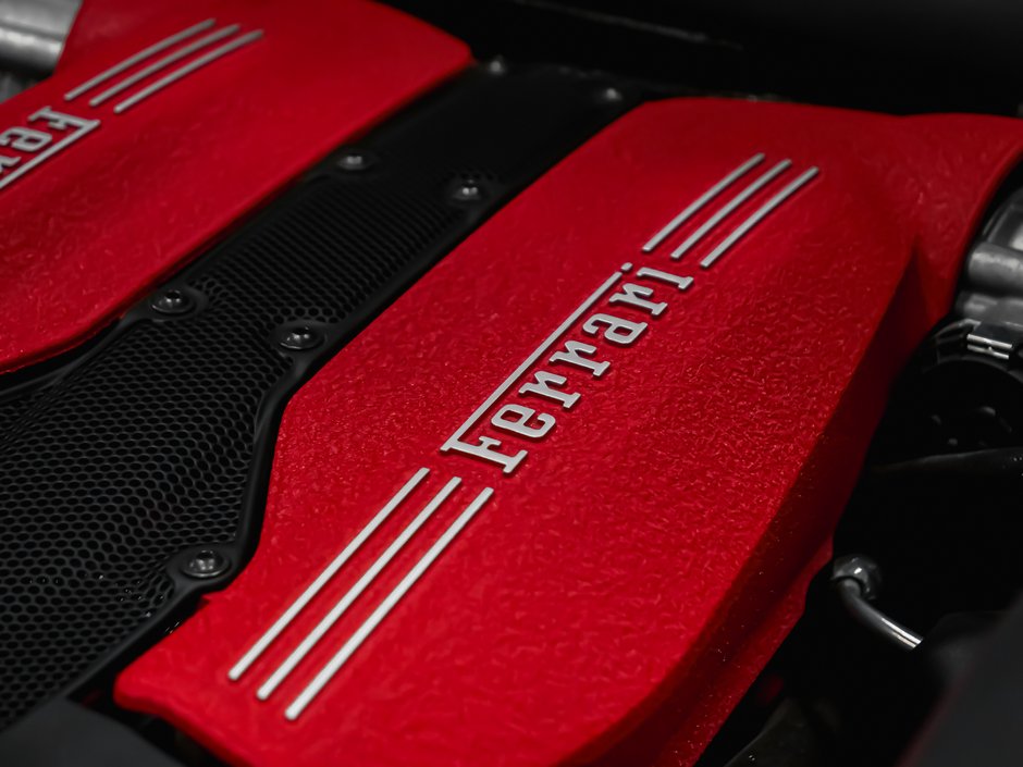 2016 Ferrari 488 GTB-22