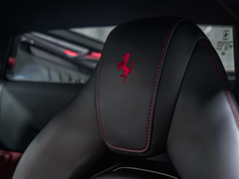 Ferrari 488 GTB  2019-26