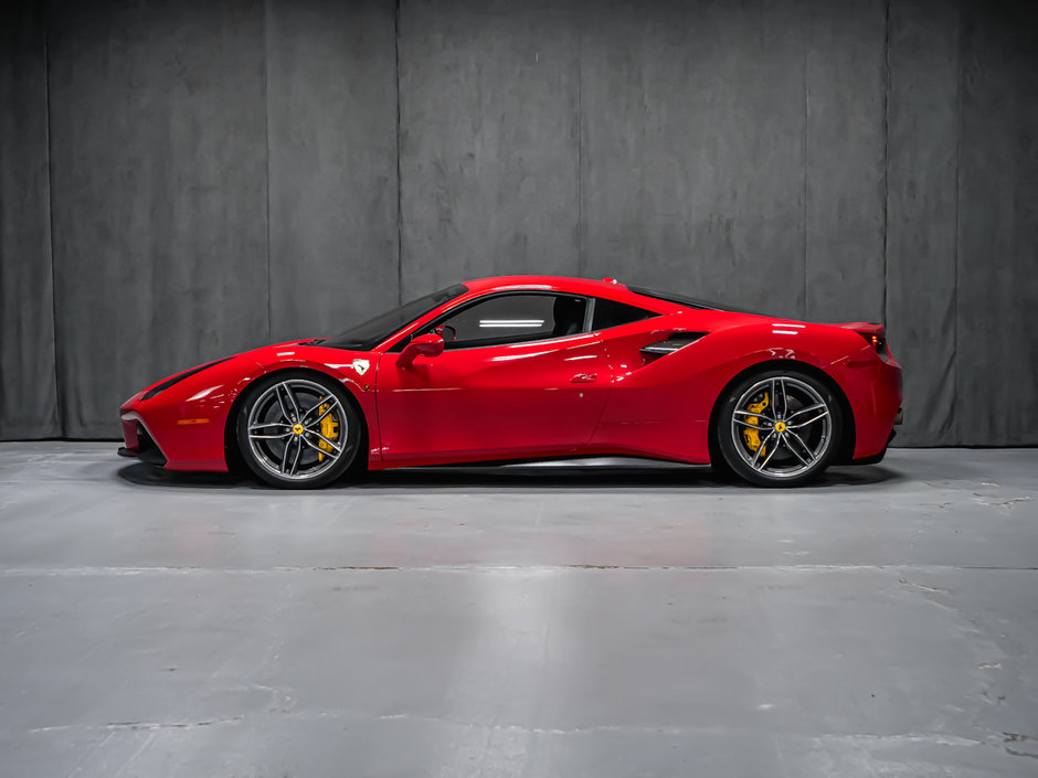 Ferrari 488 GTB  2019-6