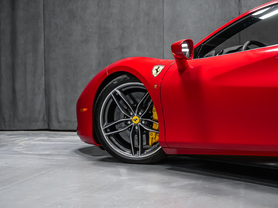 Ferrari 488 GTB  2019-8