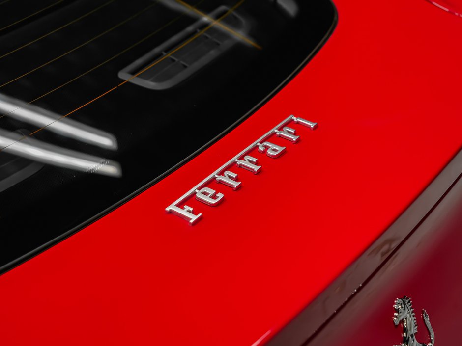2016 Ferrari F12berlinetta-13