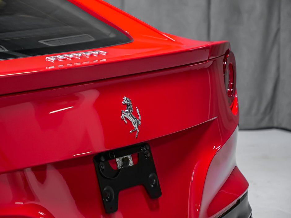 2016 Ferrari F12berlinetta-10