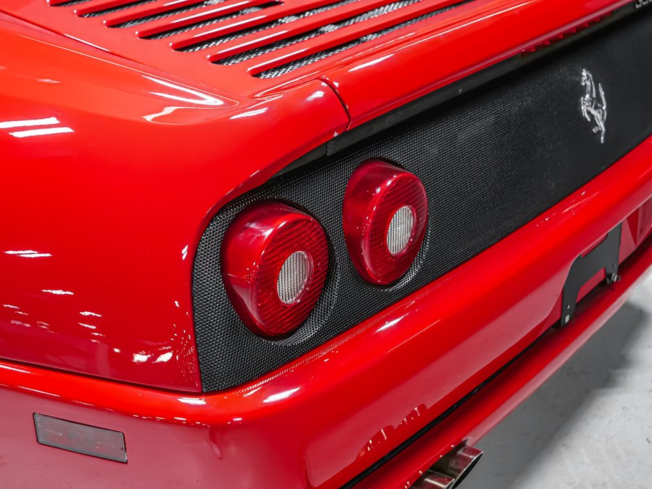 Ferrari F355 F1 Spider 1999-17