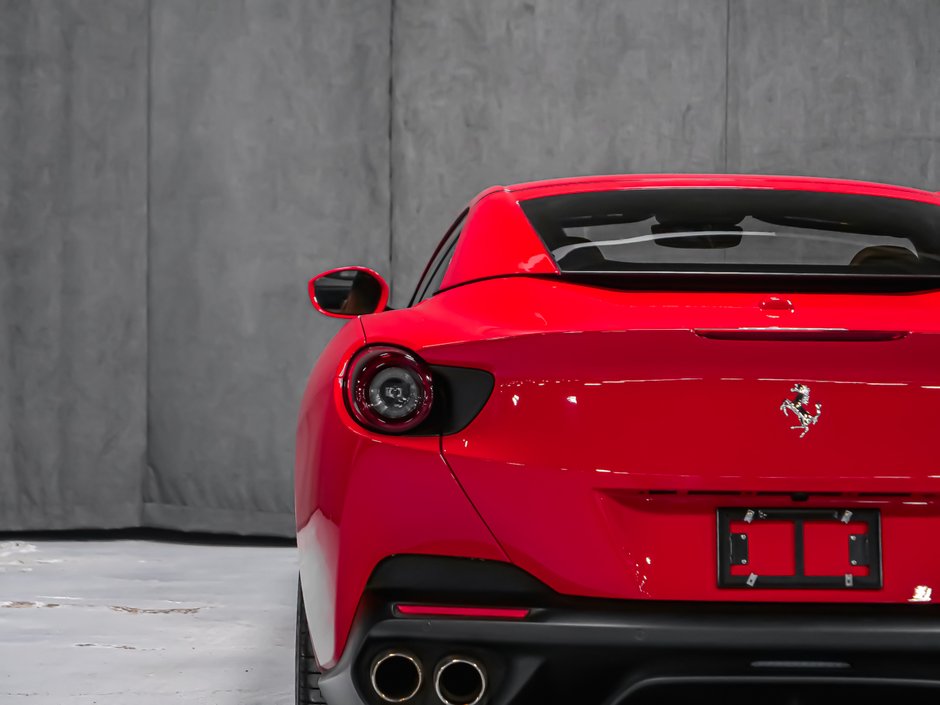 Ferrari Portofino  2020-13