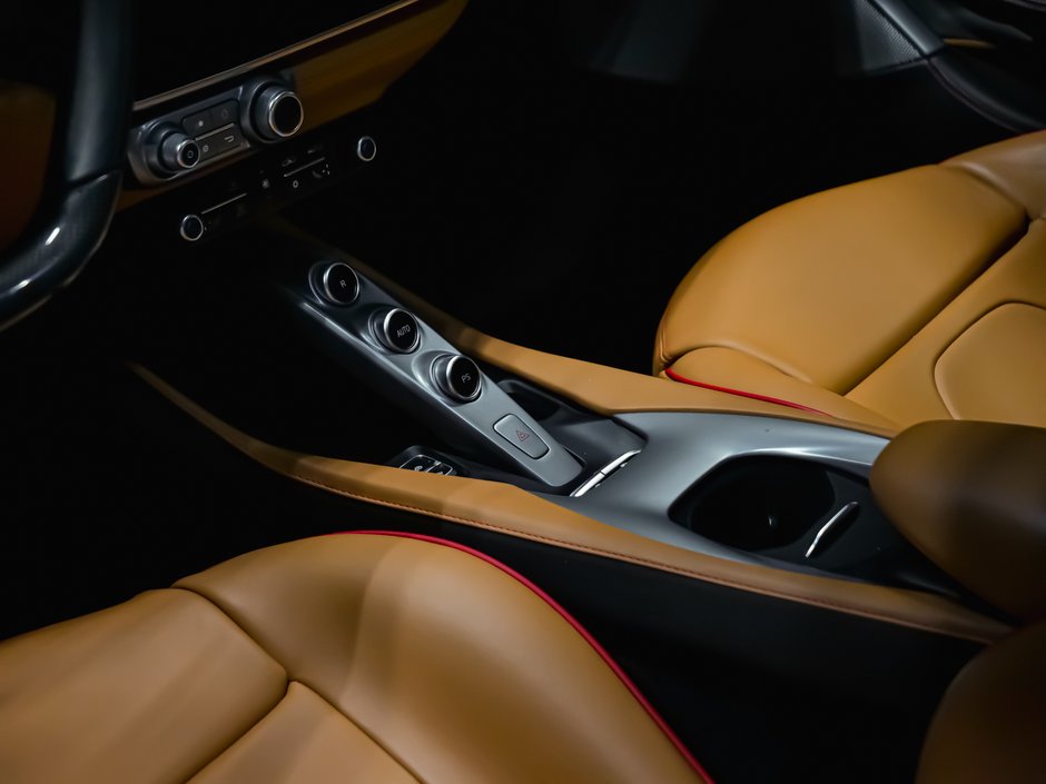 Ferrari Portofino  2020-18