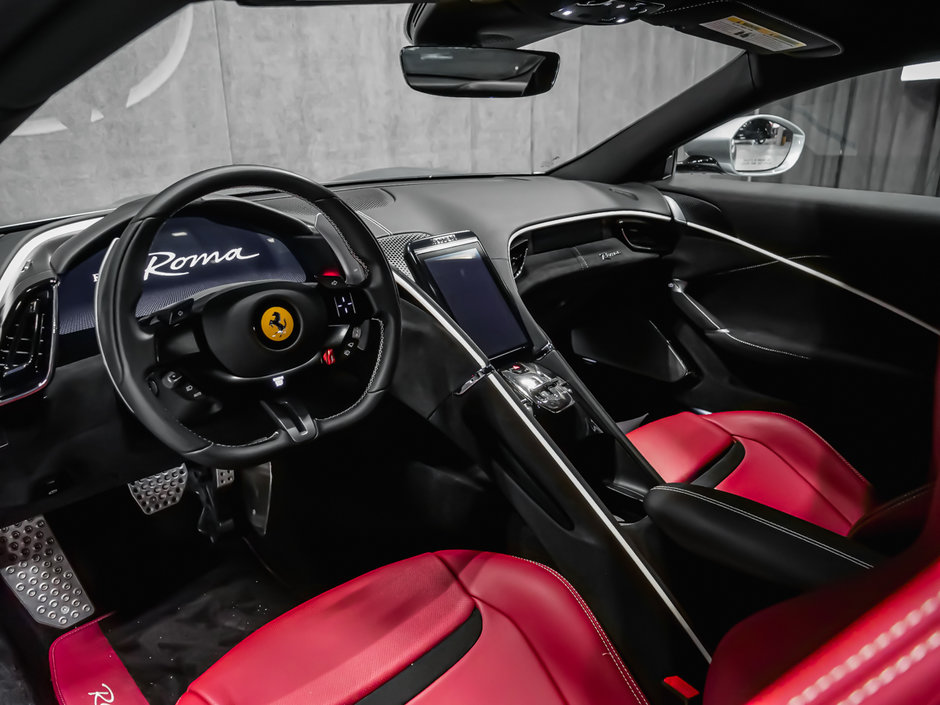 Ferrari Roma  2021-18
