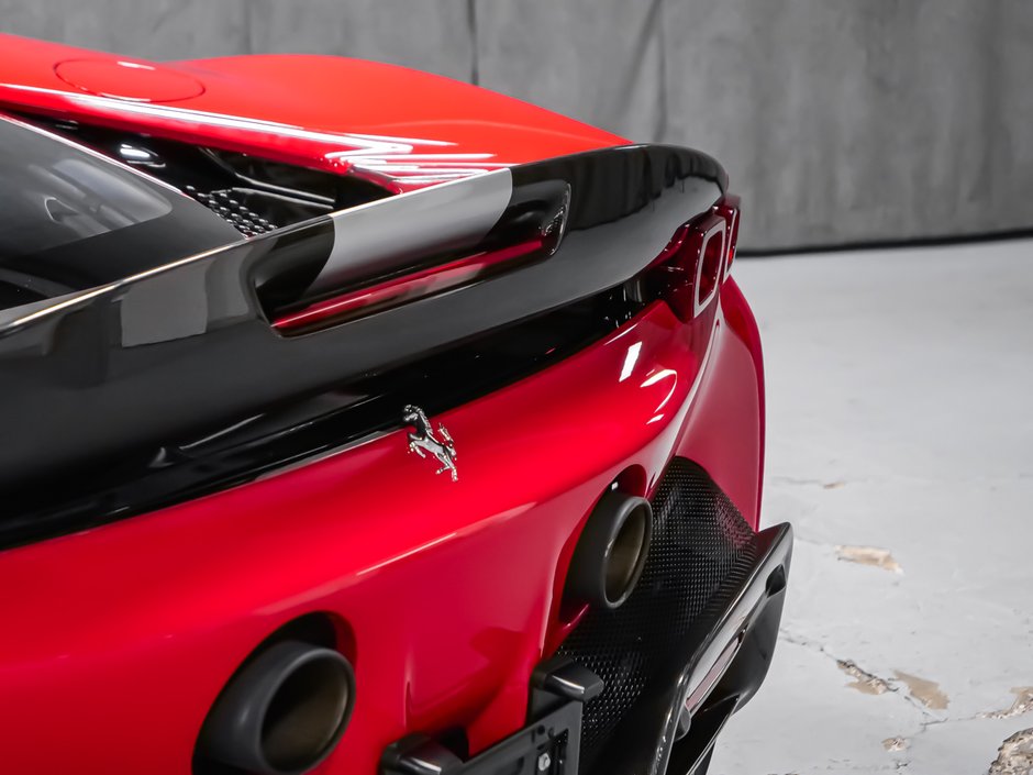 Ferrari SF90 Stradale ASSETO FIORANO PACKAGE 2021-9