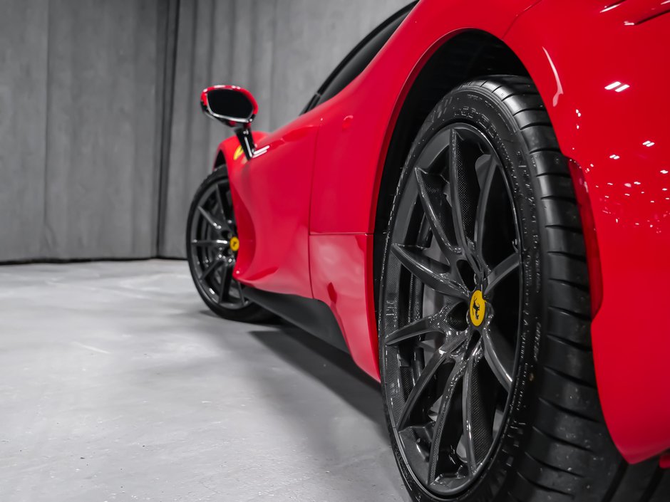 Ferrari SF90 Stradale ASSETO FIORANO PACKAGE 2021-11