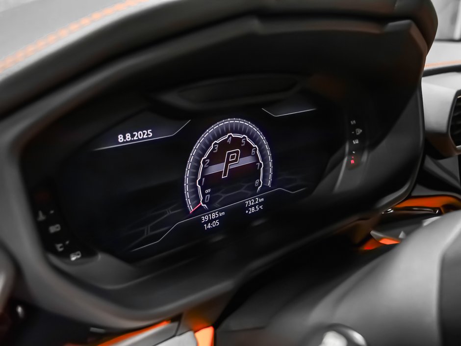 2020 Lamborghini Urus-14