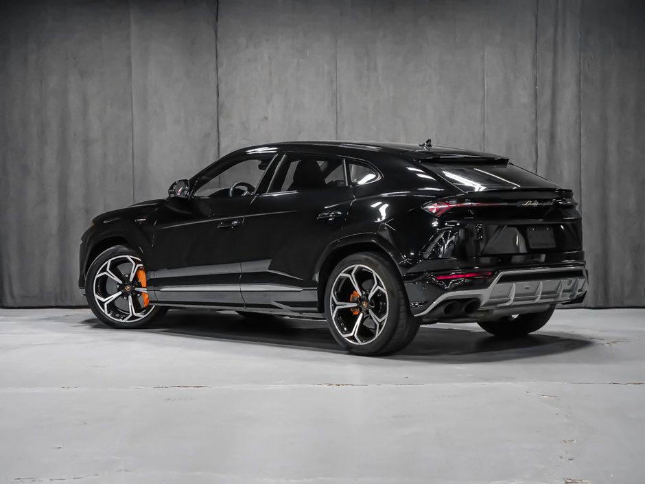2020 Lamborghini Urus-2