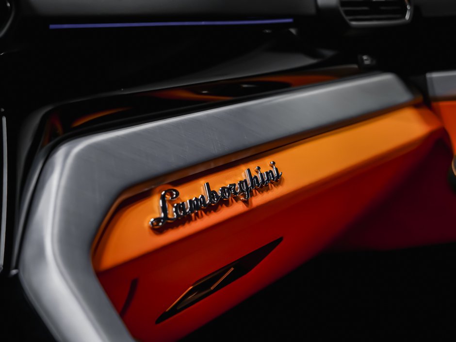 2020 Lamborghini Urus-23