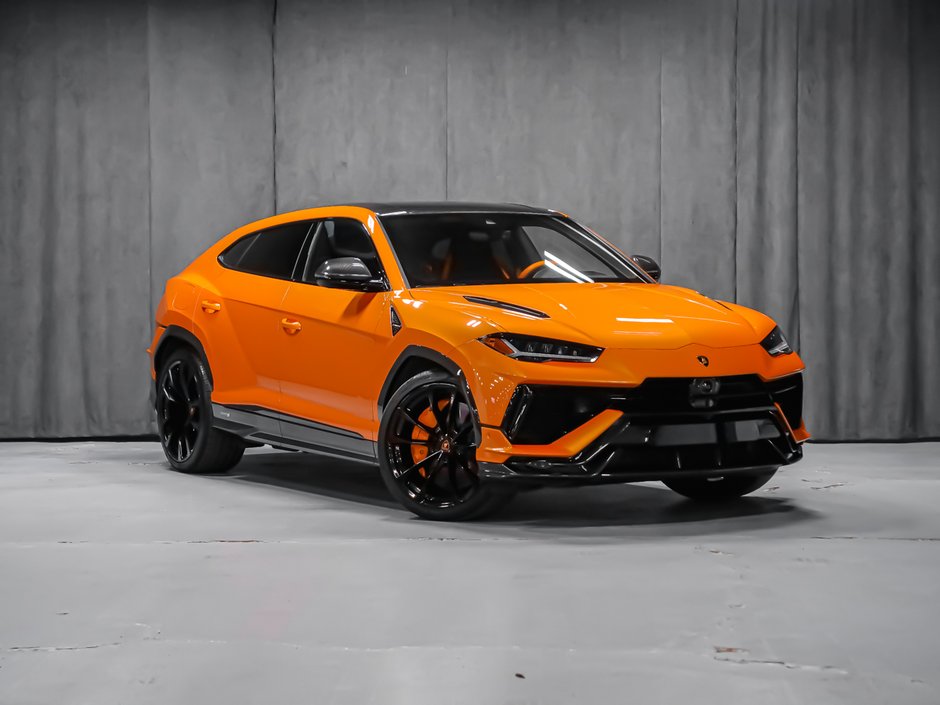 2023 Lamborghini Urus-1