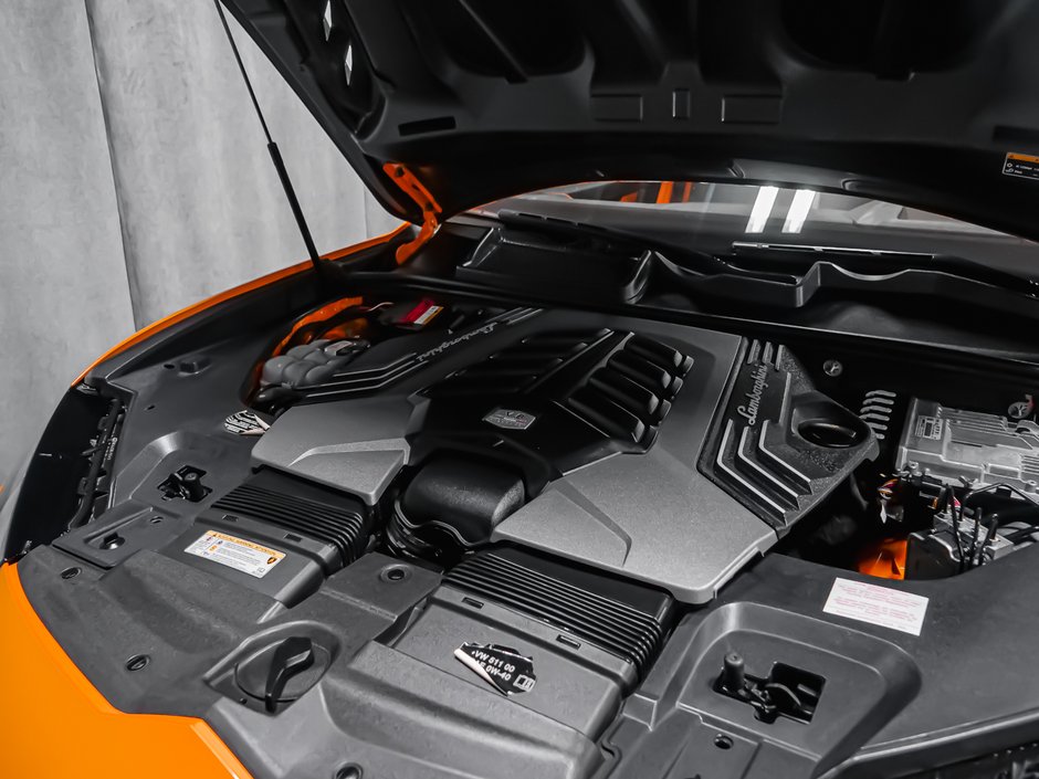 2023 Lamborghini Urus-54