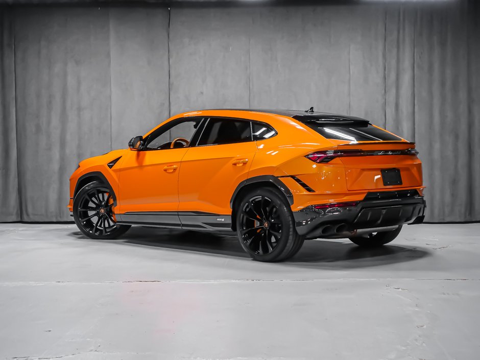 2023 Lamborghini Urus-4