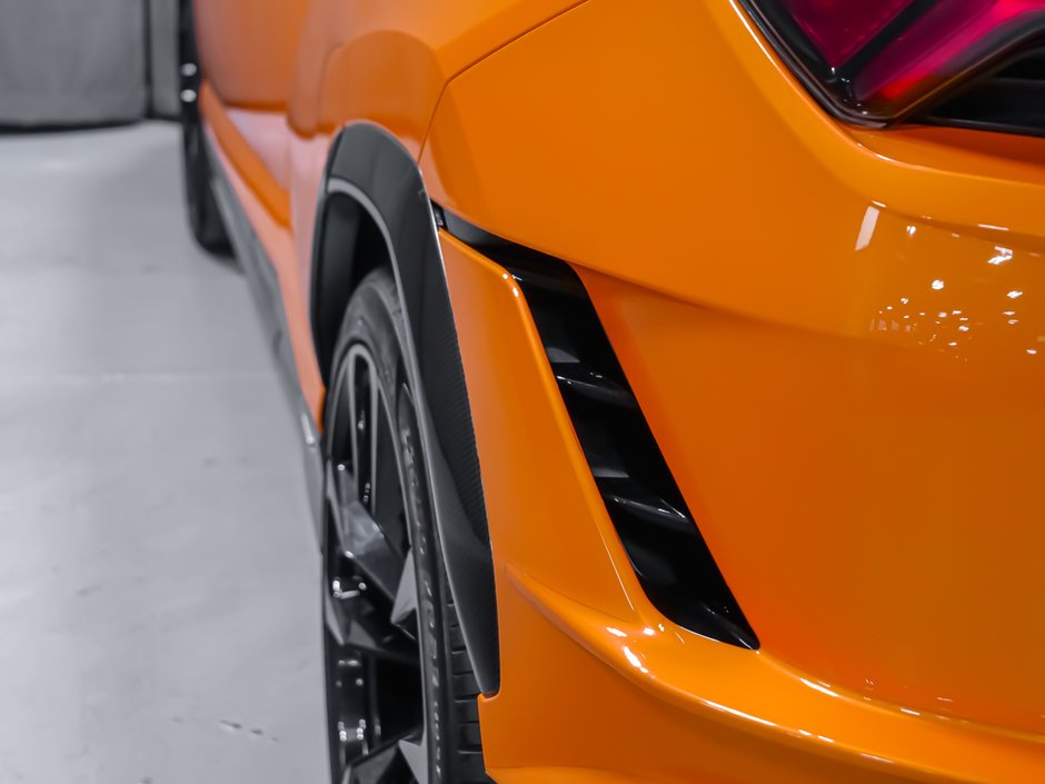 2023 Lamborghini Urus-20