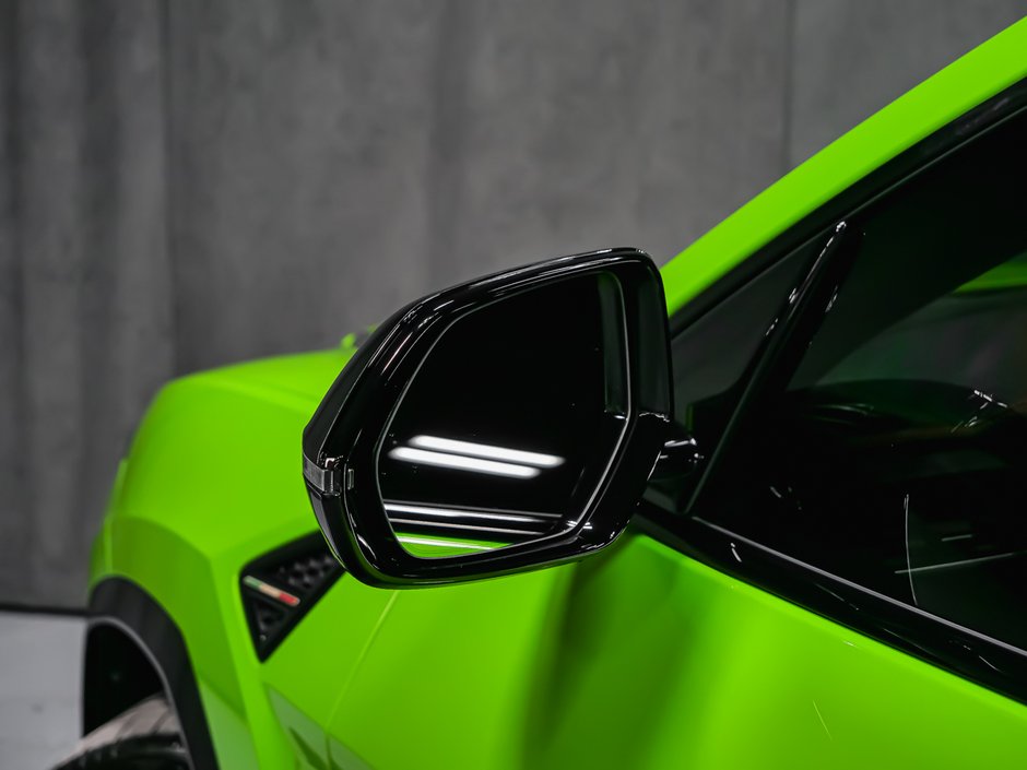 2024 Lamborghini Urus S LEASING AVAILABLE-15