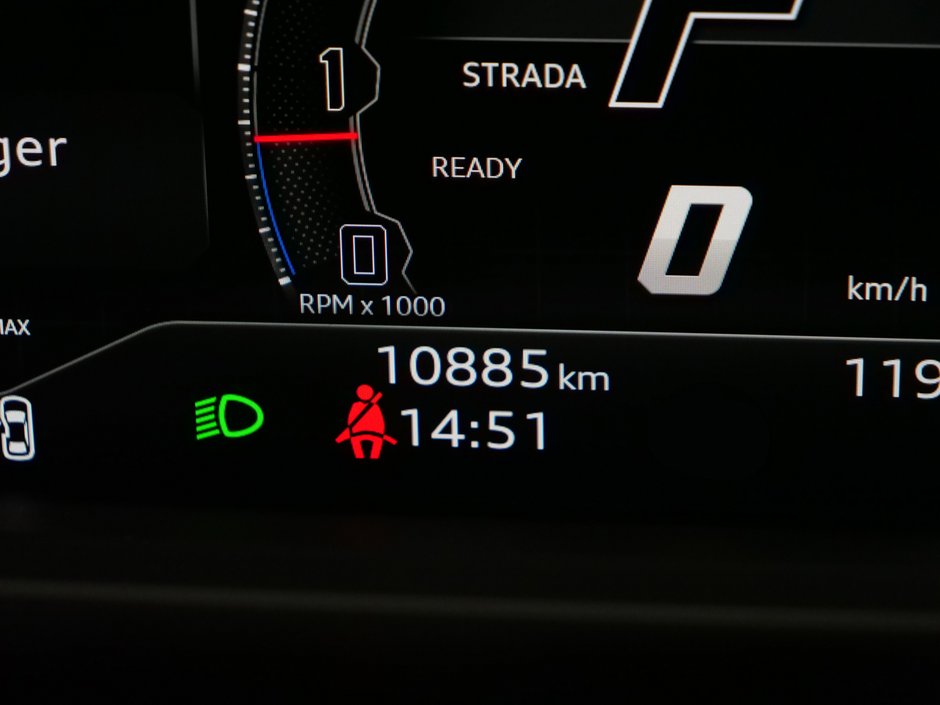 2024 Lamborghini Urus S LEASING AVAILABLE-25