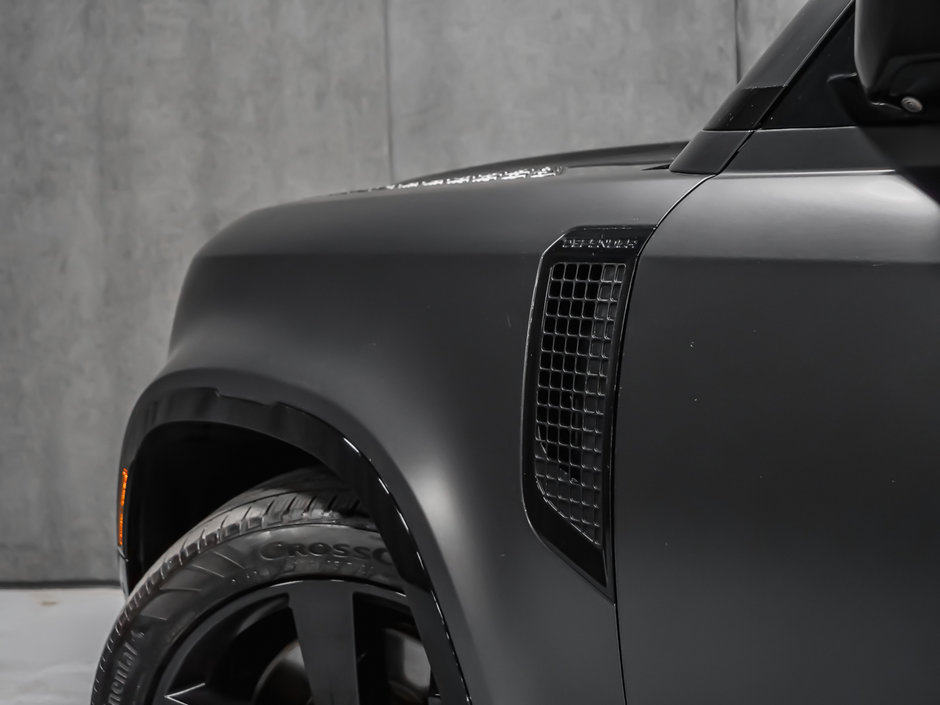 Land Rover Defender CARPATHIAN EDITION 2023-10