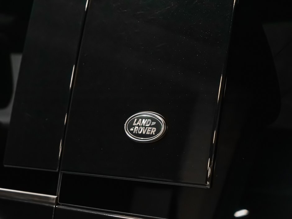 2023 Land Rover Defender-8