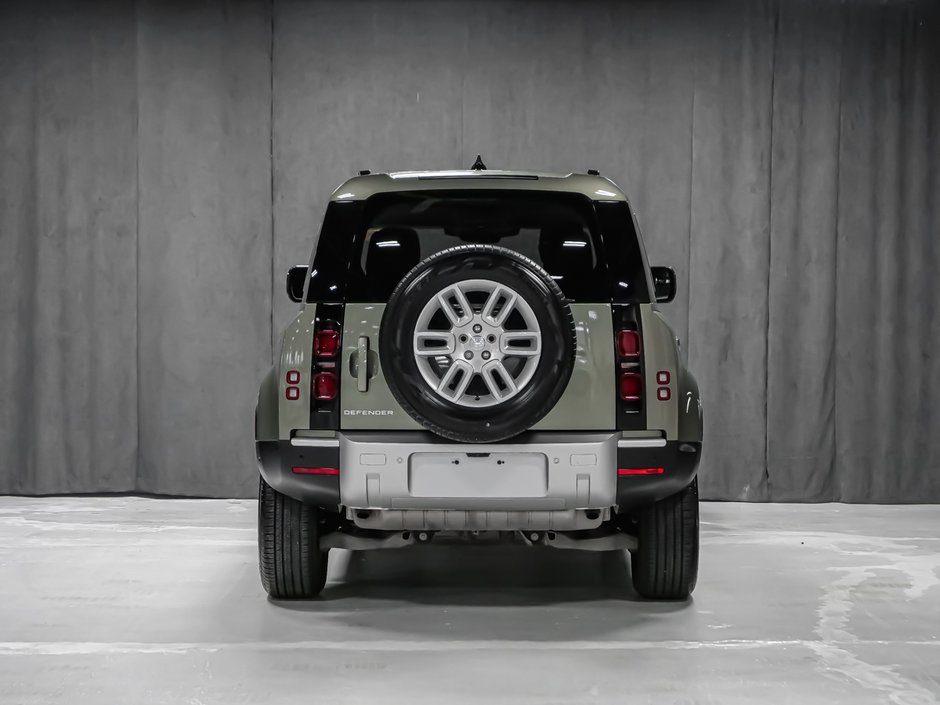 2025 Land Rover Defender S-4