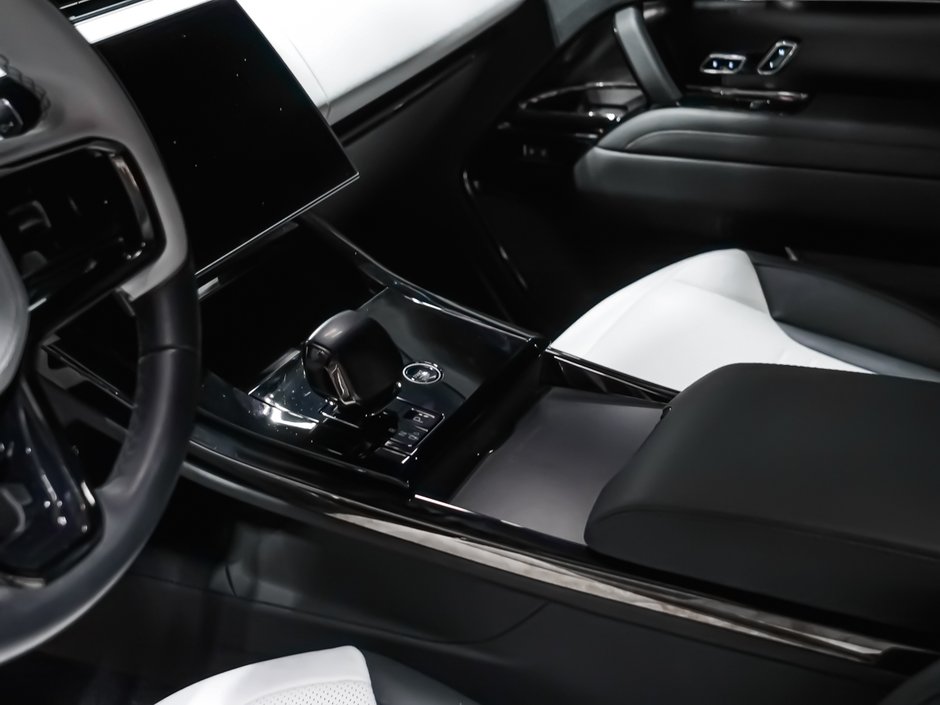 Land Rover Range Rover Sport EDITION ONE SV 2024-21