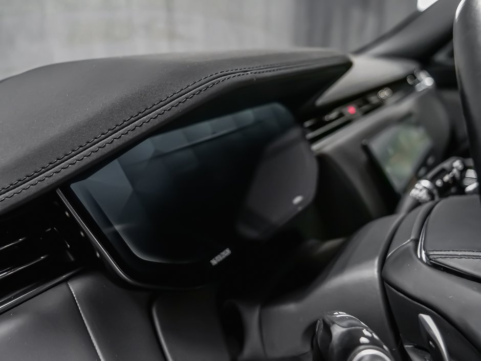 Land Rover Range Rover SE 2023-24