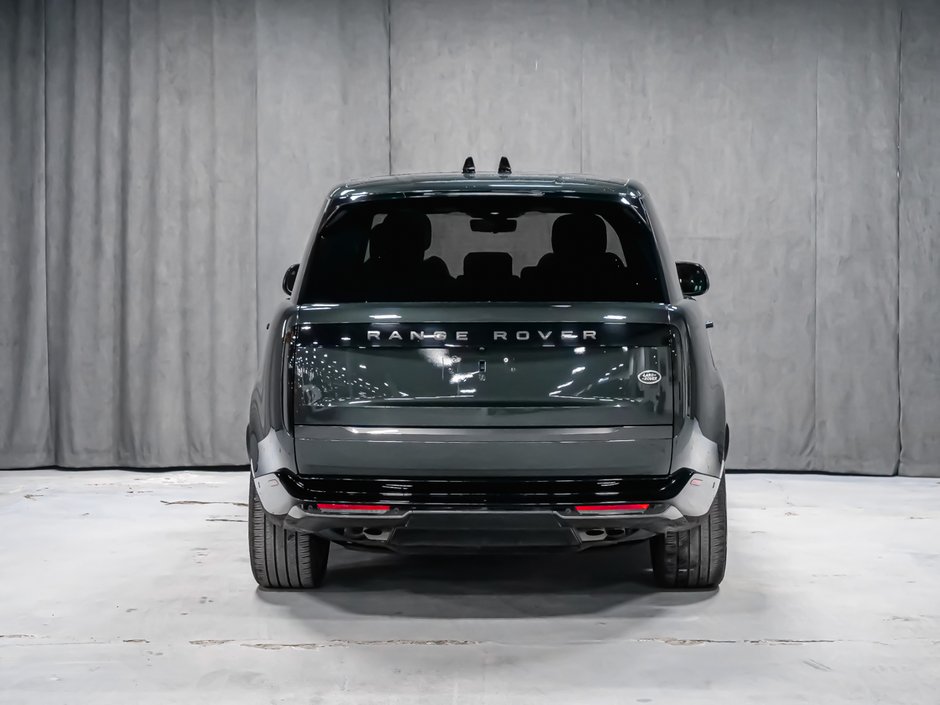 Land Rover Range Rover SE 2023-5