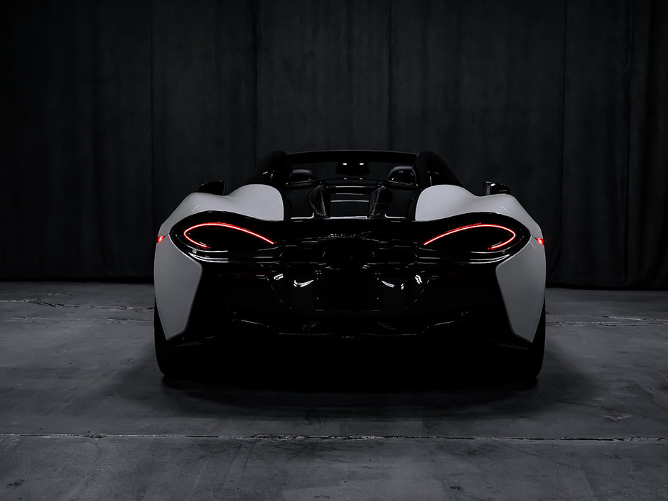 McLaren 570S SPIDER 2018-30