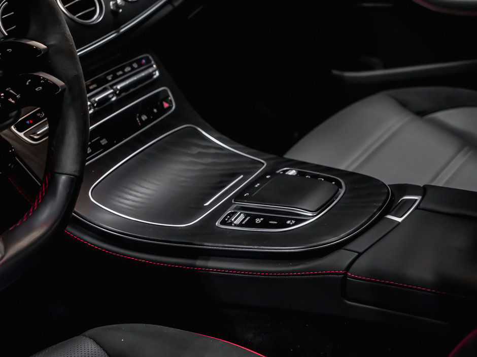 Mercedes-Benz E-Class AMG E 53 2023-8
