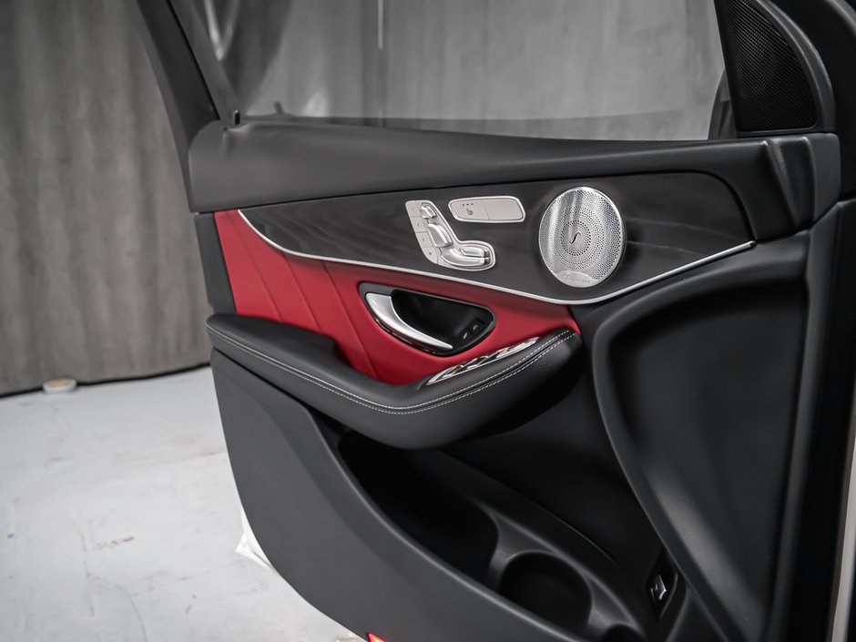 2020 Mercedes-Benz GLC 300-9