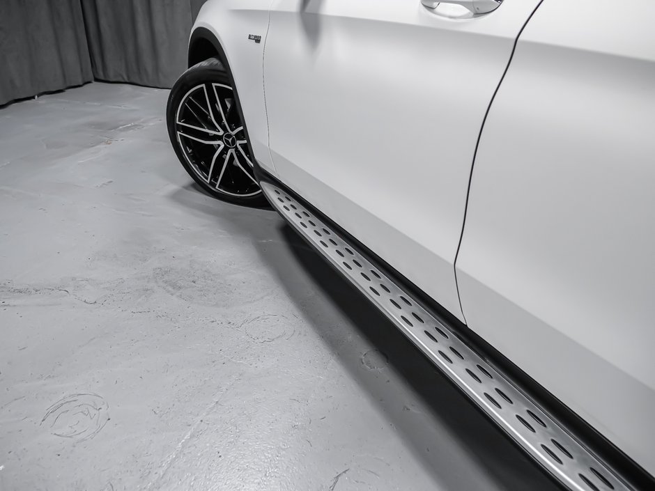 2022 Mercedes-Benz GLC AMG GLC 43-11