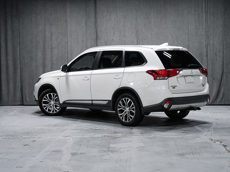 Mitsubishi Outlander SE 2018-1