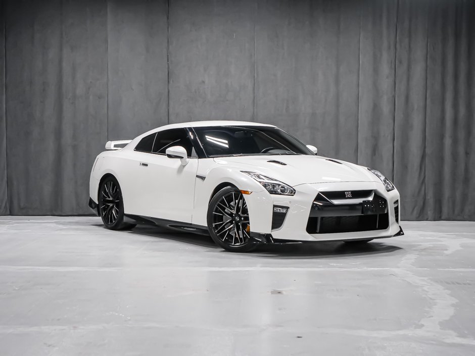 Nissan GT-R PREMIUM 2023-3