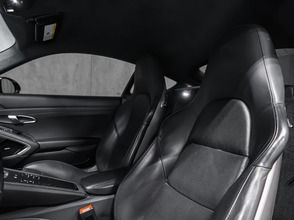 Porsche 718 Cayman GTS 2019-26