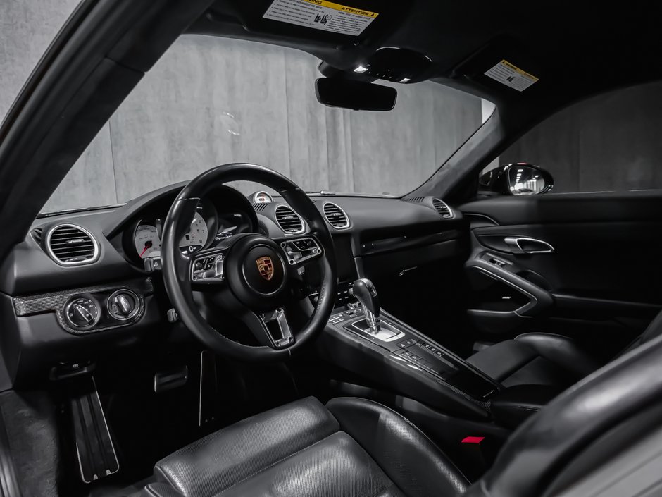 Porsche 718 Cayman GTS 2019-9