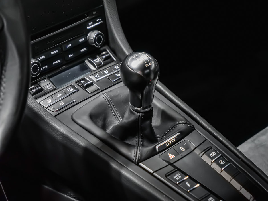 2020 Porsche 718 Cayman GT4-22