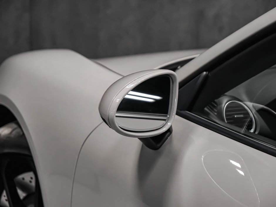 2020 Porsche 718 Cayman GT4-16