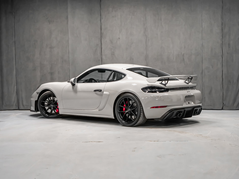 2020 Porsche 718 Cayman GT4-5