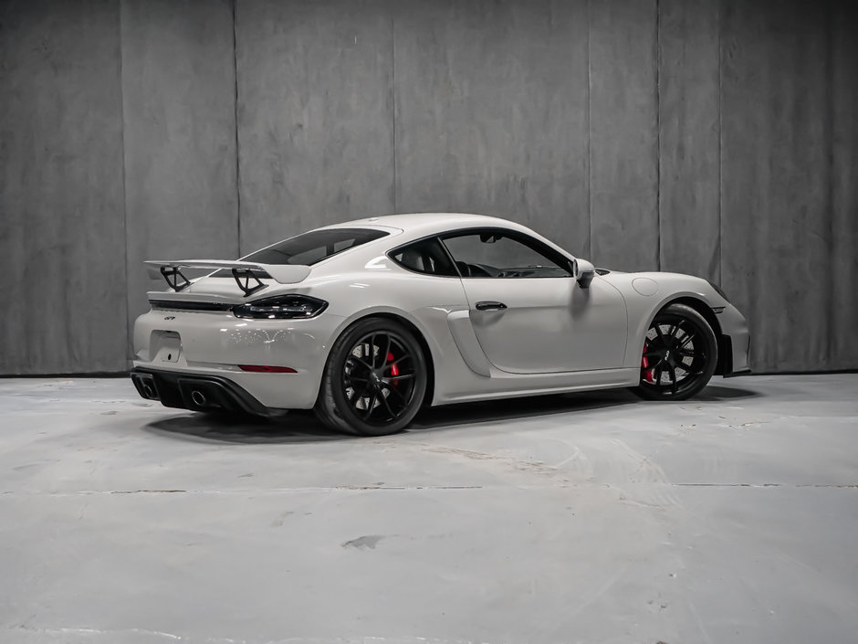 2020 Porsche 718 Cayman GT4-3