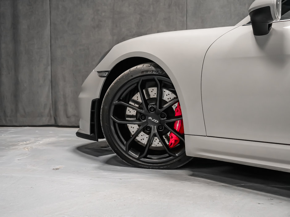 2020 Porsche 718 Cayman GT4-17