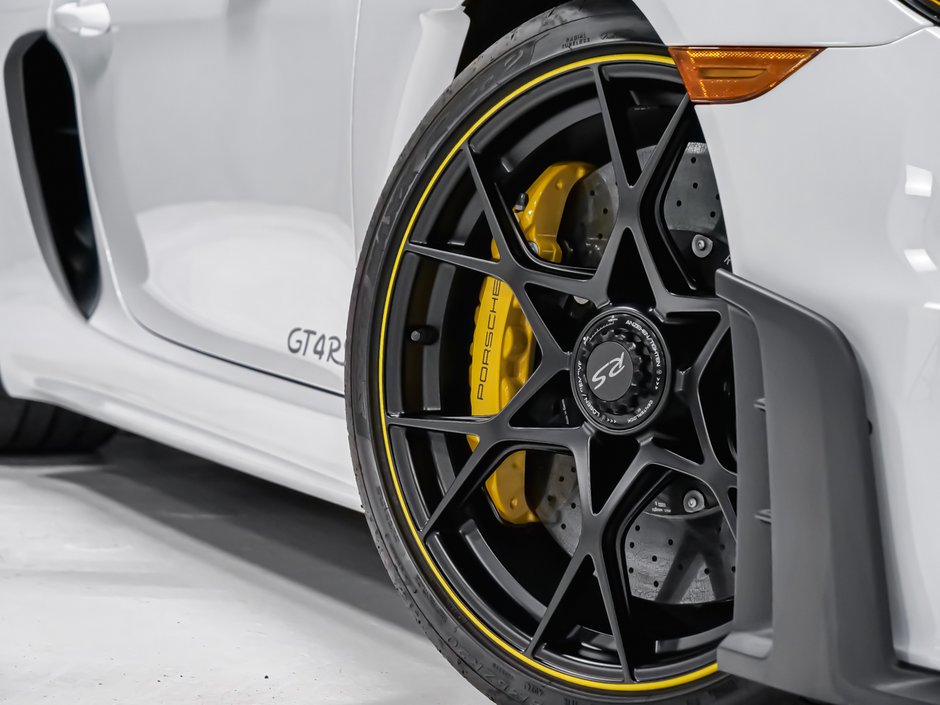 2025 Porsche 718 Cayman GT4 RS-37