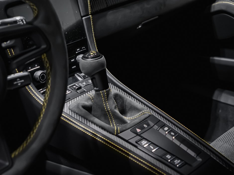 2025 Porsche 718 Cayman GT4 RS-16