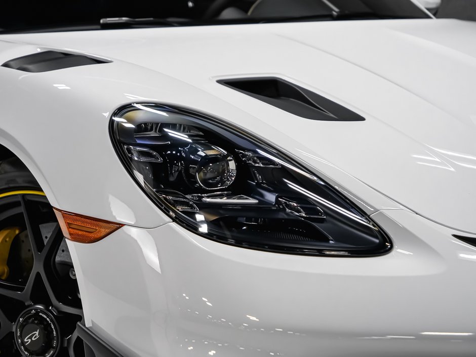 2025 Porsche 718 Cayman GT4 RS-39