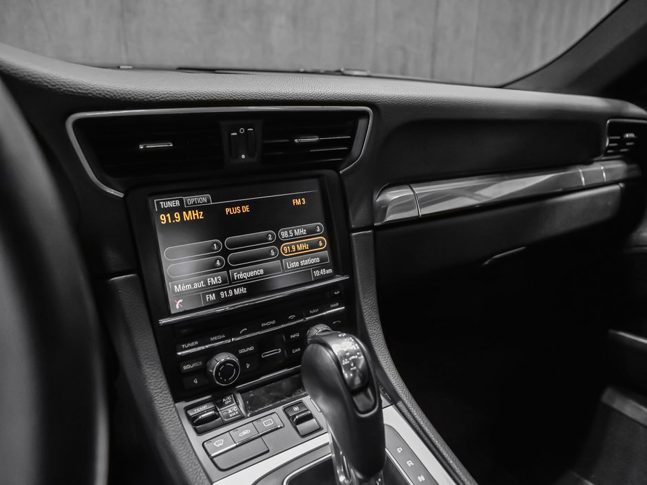 2016 Porsche 911 Carrera 4S-13