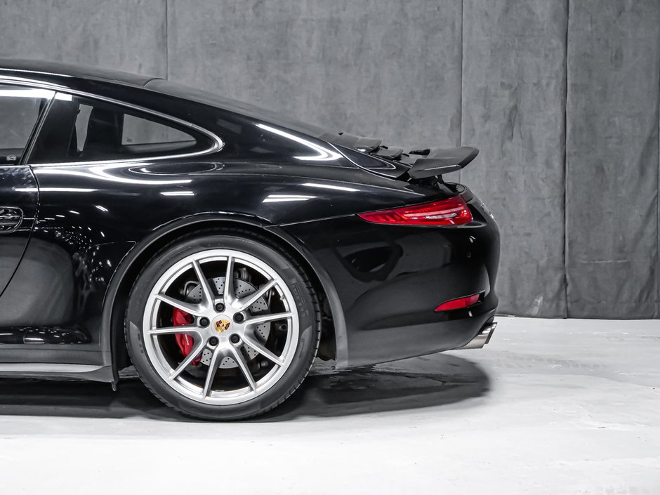 2016 Porsche 911 Carrera 4S-5