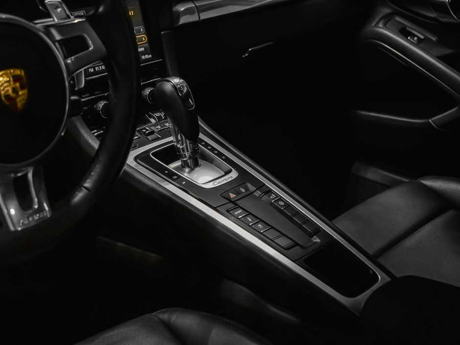 2016 Porsche 911 Carrera 4S-9