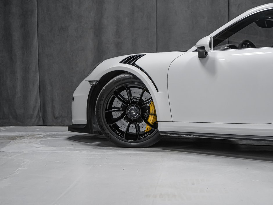 Porsche 911 GT3 RS 2016-8