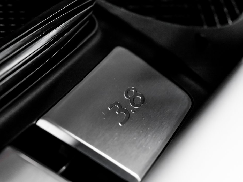 Porsche 911 TURBO COUPE HIGH SPEC CENTERLOCK WHEELS 2017-55