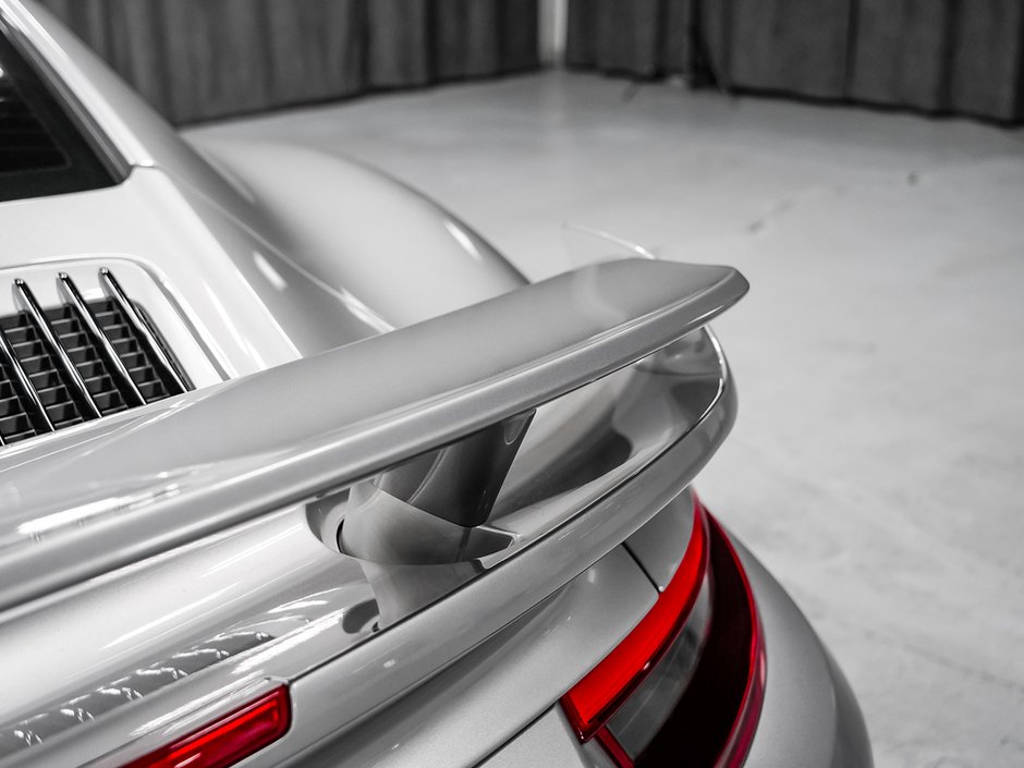 Porsche 911 TURBO COUPE HIGH SPEC CENTERLOCK WHEELS 2017-14