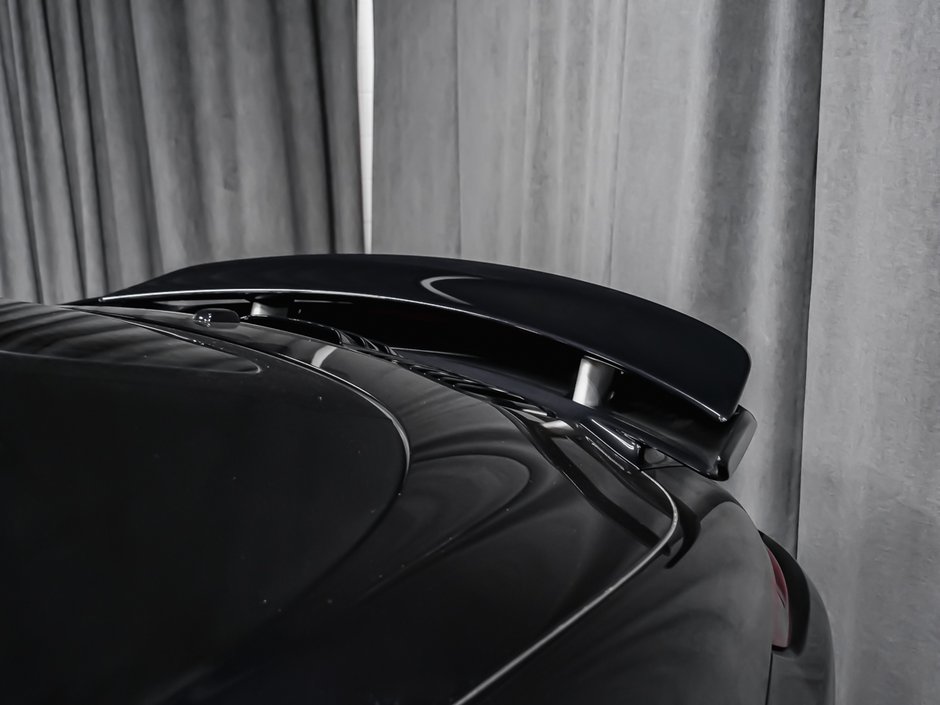 2017 Porsche 911 TURBO S-30